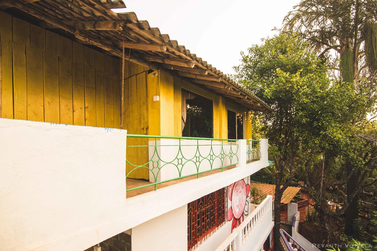 Arambol By Roadhouse Hostels, Goa Екстериор снимка