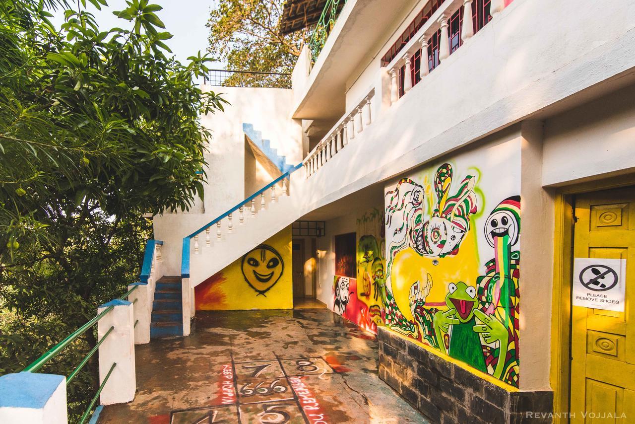 Arambol By Roadhouse Hostels, Goa Екстериор снимка