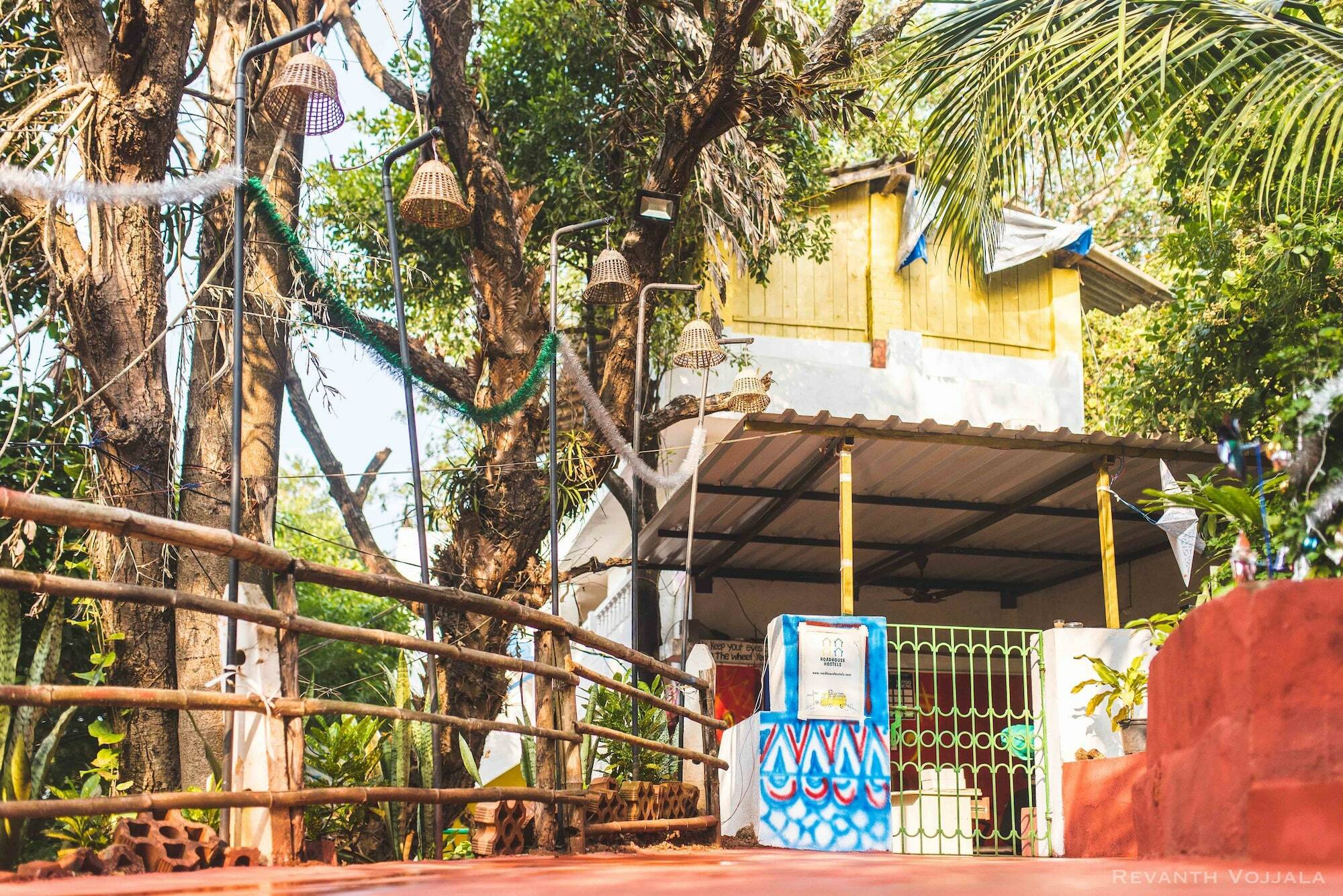 Arambol By Roadhouse Hostels, Goa Екстериор снимка